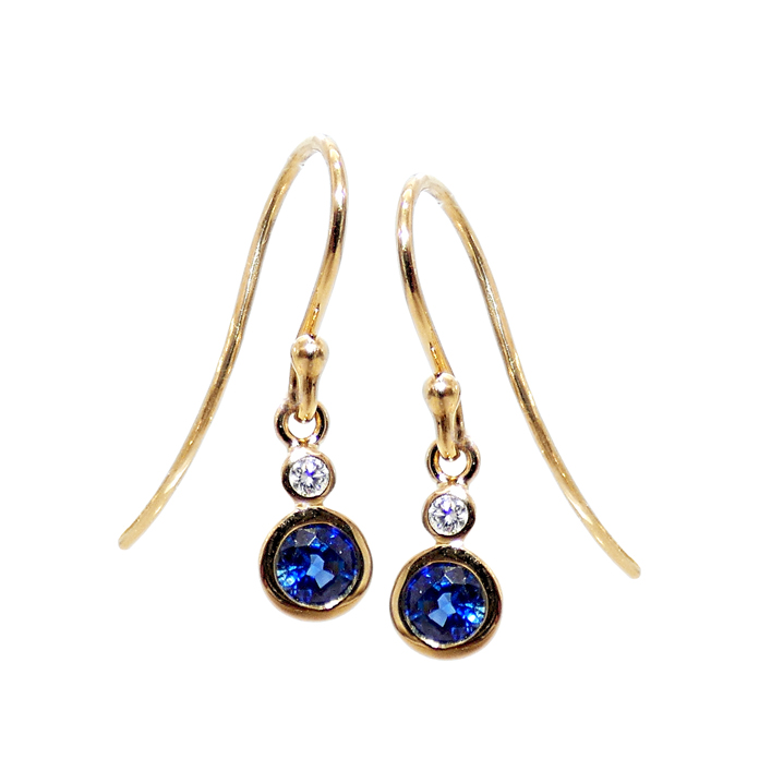 Custom Design ladies earrings with round sapphires = .54 ctw and round diamonds = .05 ctw SI-1 G in 18 KYG = 2.25 grams. Item# EY-S-D-1592
