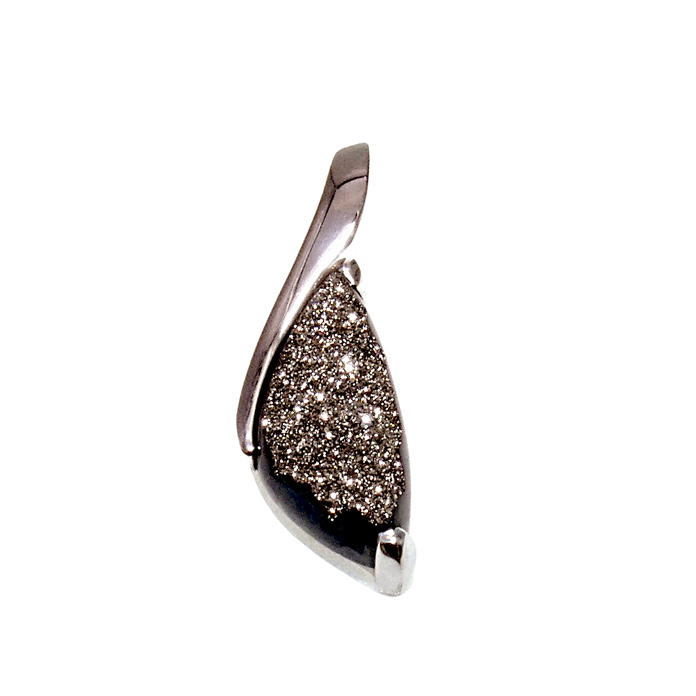 KC Custom Design ladies pendant with triangle platinum drusy onyx = 10.98 cts in 14KWG = 6.5 dwt. Item# KPW-PD-2408