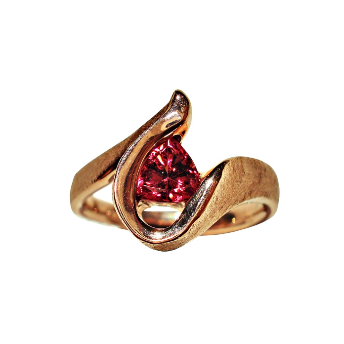 "Petite Fire" KC Custom design ladies ring with trillion garnet = .80 cts in 14KRG = 4.4 dwt. Item# CRG-RR-G-1148