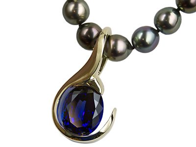 “Tanzanite Dream” Ladies Pendant